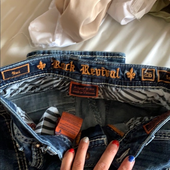 Jeans - Picture 2 of 3